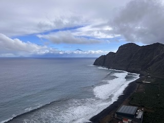 Playa de Hermigua and Mt. Teide from Mirador de la Punta. Day 24/44 * 18 November 2022